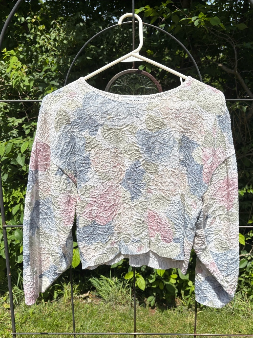 Vintage Big City Cropped Pastel Textured Rounded Neck Sweater Floral Balloon